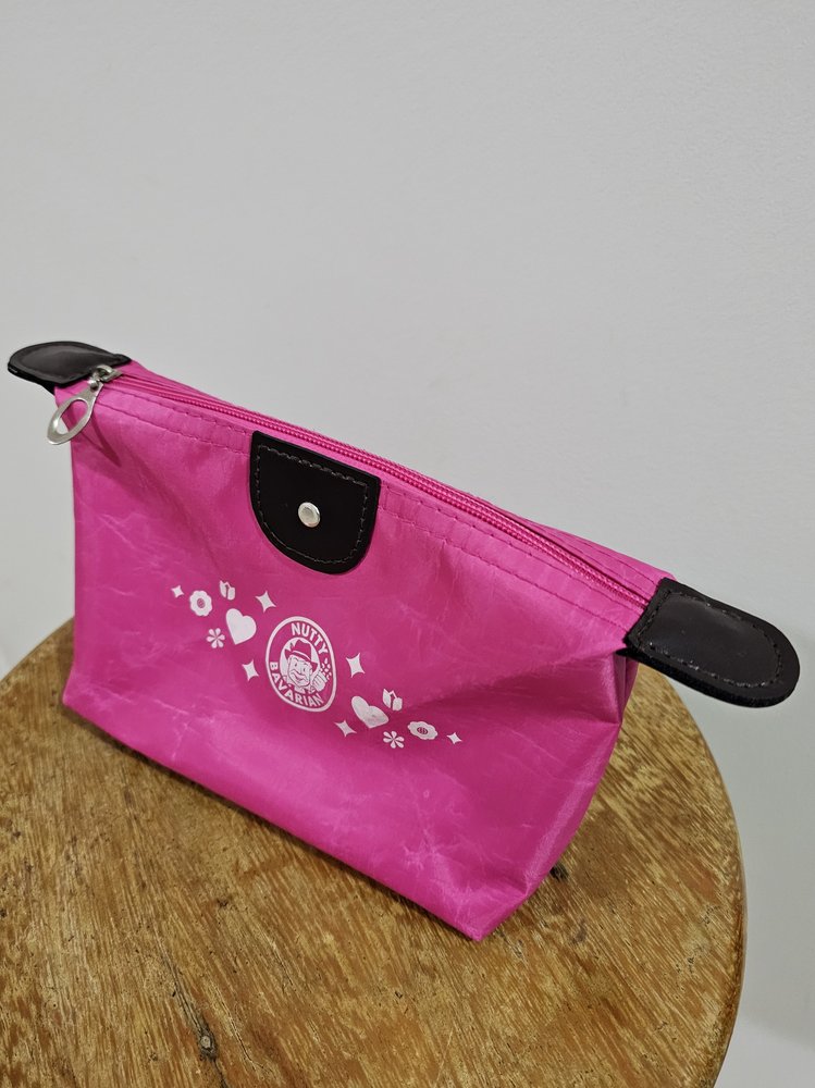 Necessaire